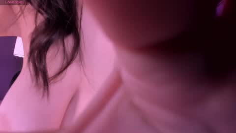 Snapshot of candaserussell chatting on September 25, 9:23 pm Candanse R online show from September 25, 9:23 pm