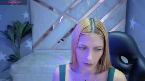 candy_kush_a online show from February 23, 9:14 pm