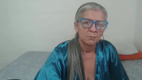 candy online show from January 13, 9:42 pm