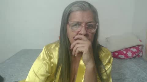 candy online show from January 11, 9:57 am