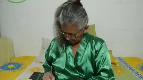 candy online show from February 19, 1:16 am