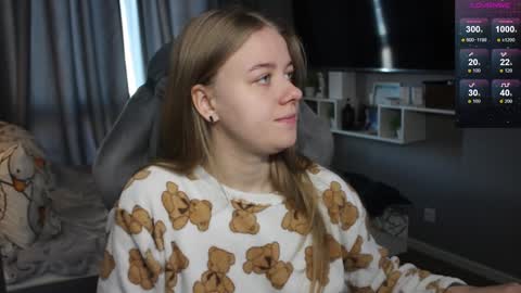 Snapshot of candy_meggie chatting on January 20, 11:13 am Megan online show from January 20, 11:13 am