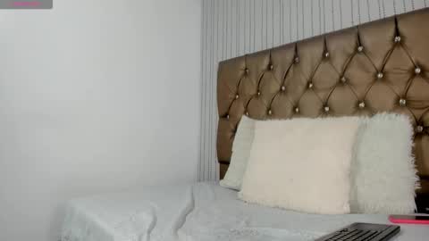 candy mery online show from October 22, 7:30 pm