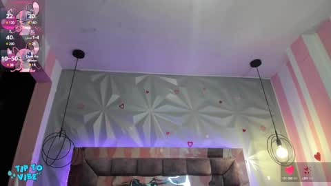 Snapshot of candy_morgan412 chatting on December 13, 11:13 am Ania online show from December 13, 11:13 am