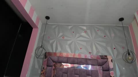 Snapshot of candy_morgan412 chatting on December 11, 11:08 am Ania online show from December 11, 11:08 am