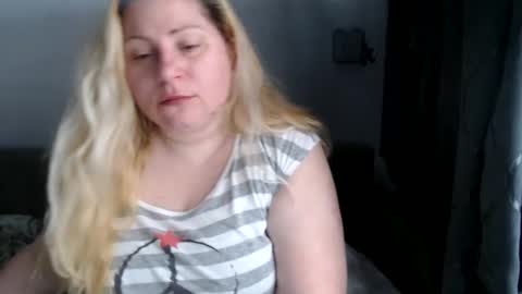 Snapshot of candycream74 chatting on March 4, 8:02 am Laura online show from March 4, 8:02 am