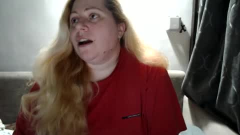 Snapshot of candycream74 chatting on February 24, 4:36 pm Laura online show from February 24, 4:36 pm