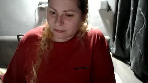 Snapshot of candycream74 chatting on February 22, 7:43 pm Laura online show from February 22, 7:43 pm