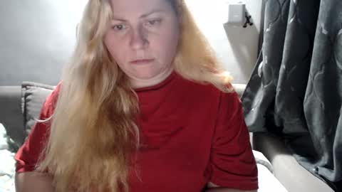 Snapshot of candycream74 chatting on February 11, 8:10 pm Laura online show from February 11, 8:10 pm