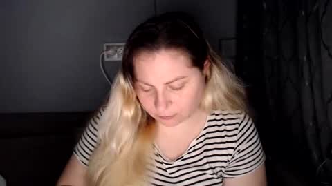 Laura online show from February 6, 1:36 pm