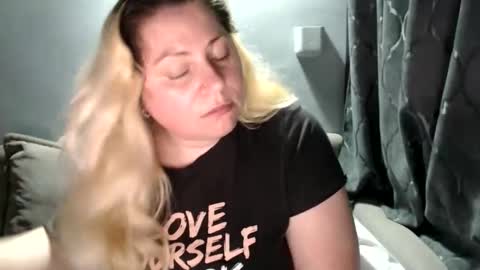 Snapshot of candycream74 chatting on October 13, 10:34 pm Laura online show from October 13, 10:34 pm