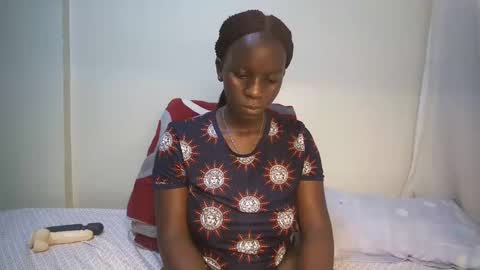 Snapshot of candycurly_ chatting on February 16, 8:55 pm candycurly_ online show from February 16, 8:55 pm