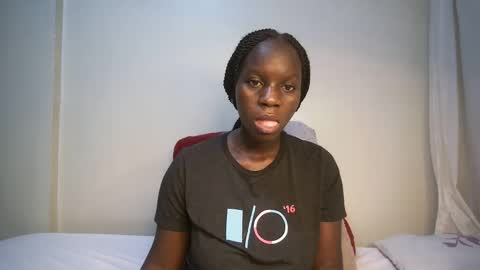 Snapshot of candycurly_ chatting on February 22, 12:08 pm candycurly_ online show from February 22, 12:08 pm