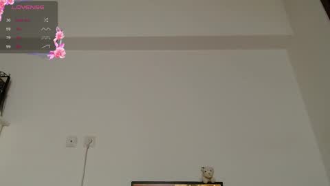 Snapshot of candyliciousss chatting on October 26, 3:51 pm candyliciousss online show from October 26, 3:51 pm