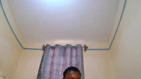 Snapshot of candymia3 chatting on February 11, 5:47 am Candice online show from February 11, 5:47 am