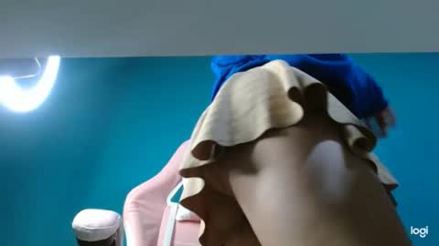 candymilfff online show from February 6, 10:13 pm