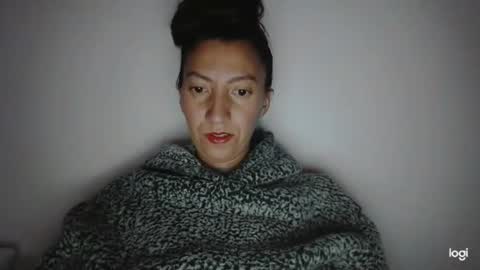 candymilfff online show from January 15, 4:36 am