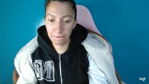 candymilfff online show from January 16, 3:46 am