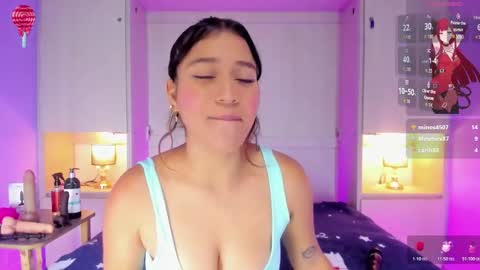  Dulce Maria  online show from February 19, 9:35 pm