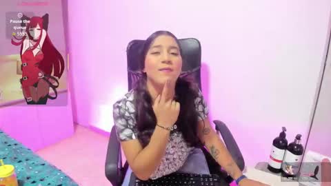  Dulce Maria  online show from November 12, 8:07 pm