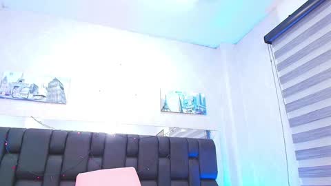 Snapshot of canela_osadaa_ chatting on February 7, 11:56 am Aura online show from February 7, 11:56 am