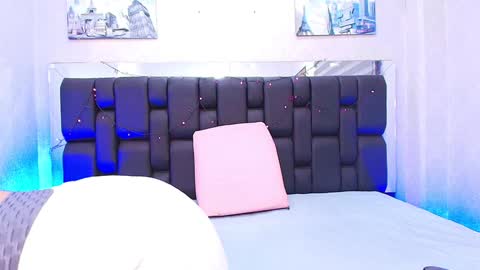 Snapshot of canela_osadaa_ chatting on January 29, 12:02 pm Aura online show from January 29, 12:02 pm