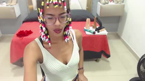 Canela online show from January 23, 5:42 pm