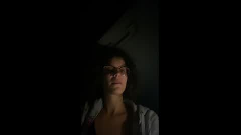 Snapshot of cannakams chatting on November 2, 12:58 am online show from November 2, 12:58 am