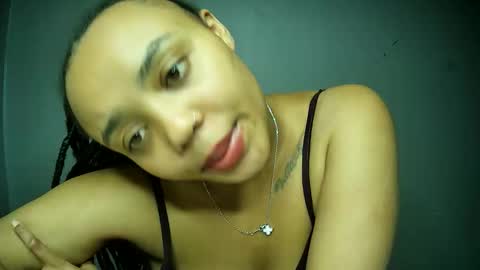 Luna likes cappuccino online show from March 11, 11:51 pm