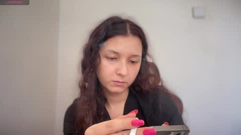 Emma online show from January 11, 9:57 am