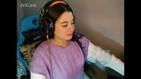 cara890713 online show from January 6, 11:29 am