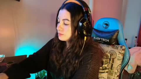 cara890713 online show from February 19, 7:48 pm