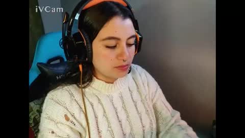 cara890713 online show from January 14, 6:24 am
