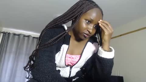 caramel online show from October 4, 6:30 am