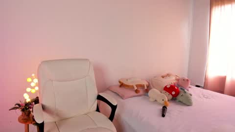 Snapshot of caramelo_xox chatting on January 30, 1:31 pm online show from January 30, 1:31 pm