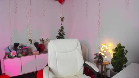              online show from September 22, 3:27 am