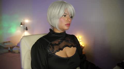 Snapshot of caramelo_xox chatting on March 9, 9:24 am online show from March 9, 9:24 am