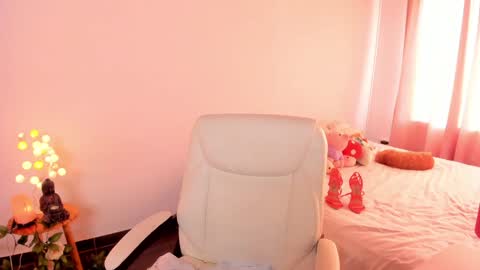 Snapshot of caramelo_xox chatting on January 10, 10:15 pm online show from January 10, 10:15 pm