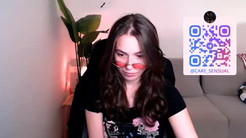Snapshot of care_sensual chatting on September 22, 12:47 pm Mary online show from September 22, 12:47 pm