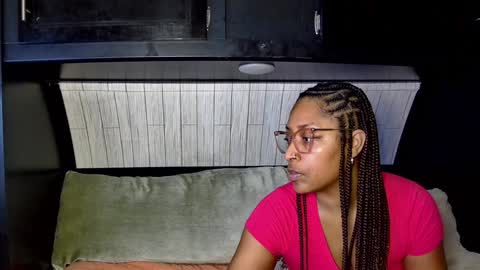 Cari Bean online show from January 3, 12:33 am