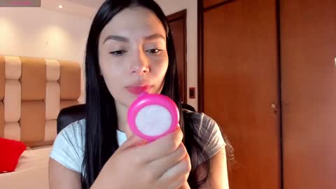 Carina online show from December 27, 3:09 am