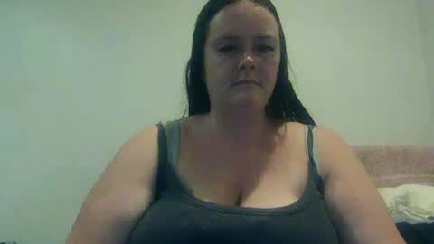 carinabro10 online show from October 1, 11:04 am