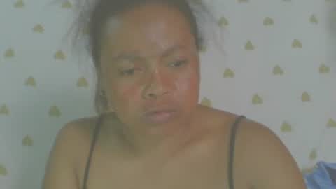 Snapshot of carinesexy69 chatting on October 25, 10:56 am carinesexy69 online show from October 25, 10:56 am