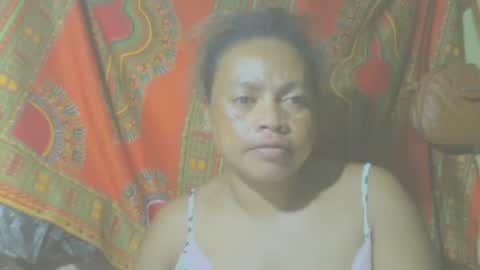 Snapshot of carinesexy69 chatting on February 12, 3:18 am carinesexy69 online show from February 12, 3:18 am