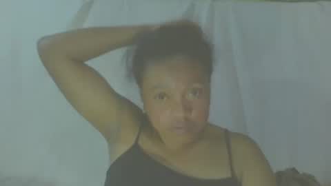 Snapshot of carinesexy69 chatting on October 13, 11:46 am carinesexy69 online show from October 13, 11:46 am