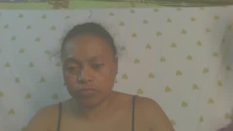 Snapshot of carinesexy69 chatting on October 19, 6:26 am carinesexy69 online show from October 19, 6:26 am