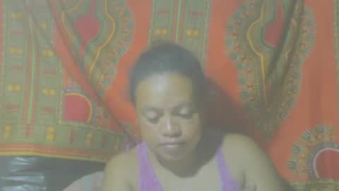 Snapshot of carinesexy69 chatting on March 11, 11:04 pm carinesexy69 online show from March 11, 11:04 pm