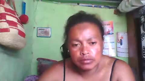 Snapshot of carinesexy69 chatting on January 22, 11:45 am carinesexy69 online show from January 22, 11:45 am