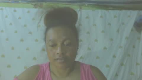 Snapshot of carinesexy69 chatting on October 16, 10:01 pm carinesexy69 online show from October 16, 10:01 pm