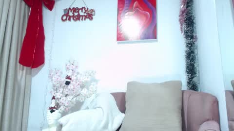 carla_77 online show from December 3, 12:27 pm